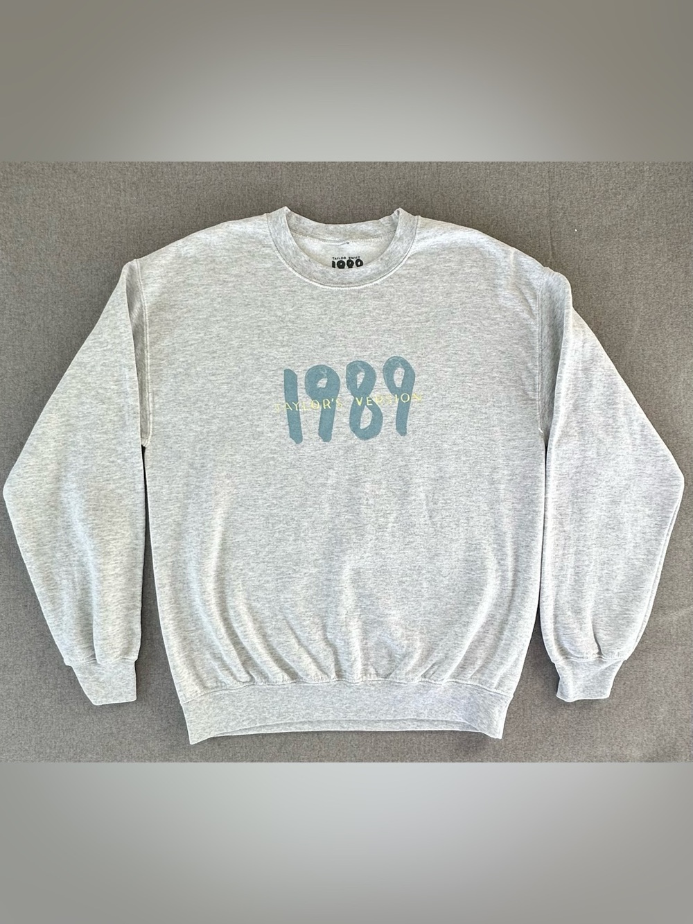 Taylor Swift 1989 Taylor’s Version Spotify Fans First Crewneck Medium Official